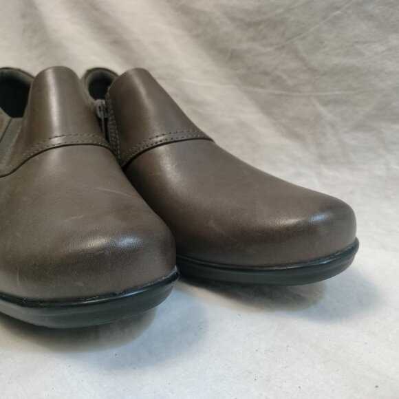 Clarks Emslie Craft Closed Toe Mules/Ankle Booties NWOT - Picture 3 of 8